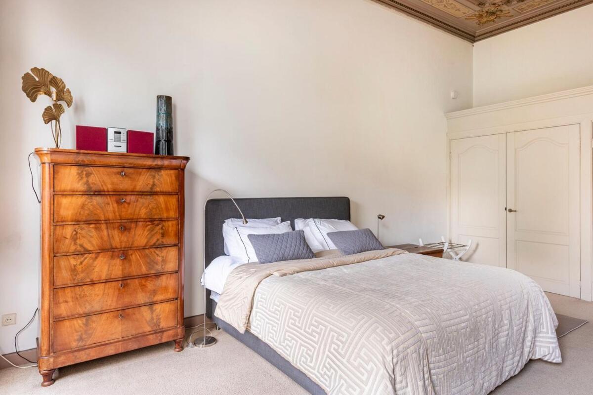 Beautiful & Well-located Canal Appartement